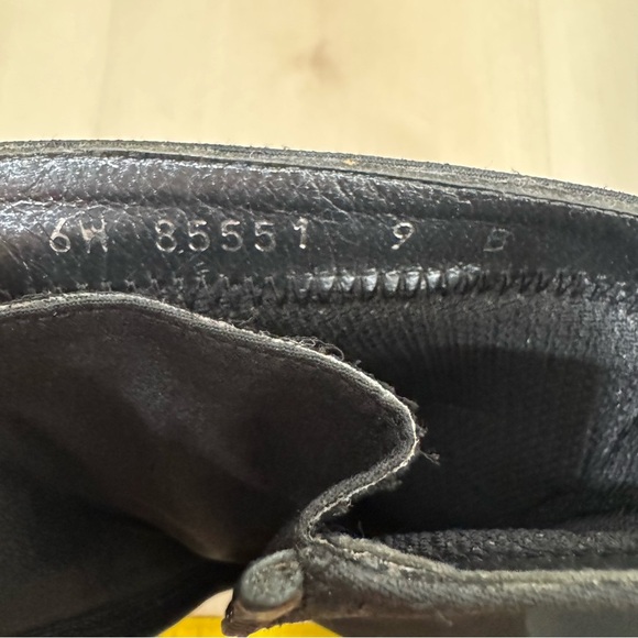 EUC Stewart Weitzman Windy Gore-Tex Black Bootie Boots Women's 9B Square Toe - Picture 11 of 14